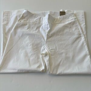 CHICO’s White Perfect Stretch Jodie Slim Ankle  Pants Size 2 (US SIZE 12)